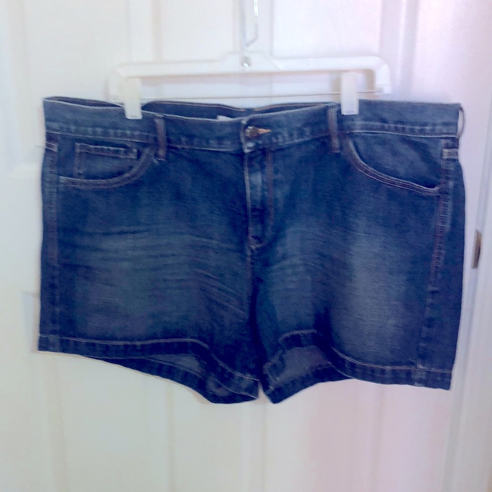 Old navy NWOT Denim shorts
